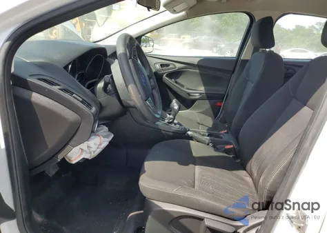 2016 Ford Focus S from USA, damaged, VIN 1FADP3E21GL399587